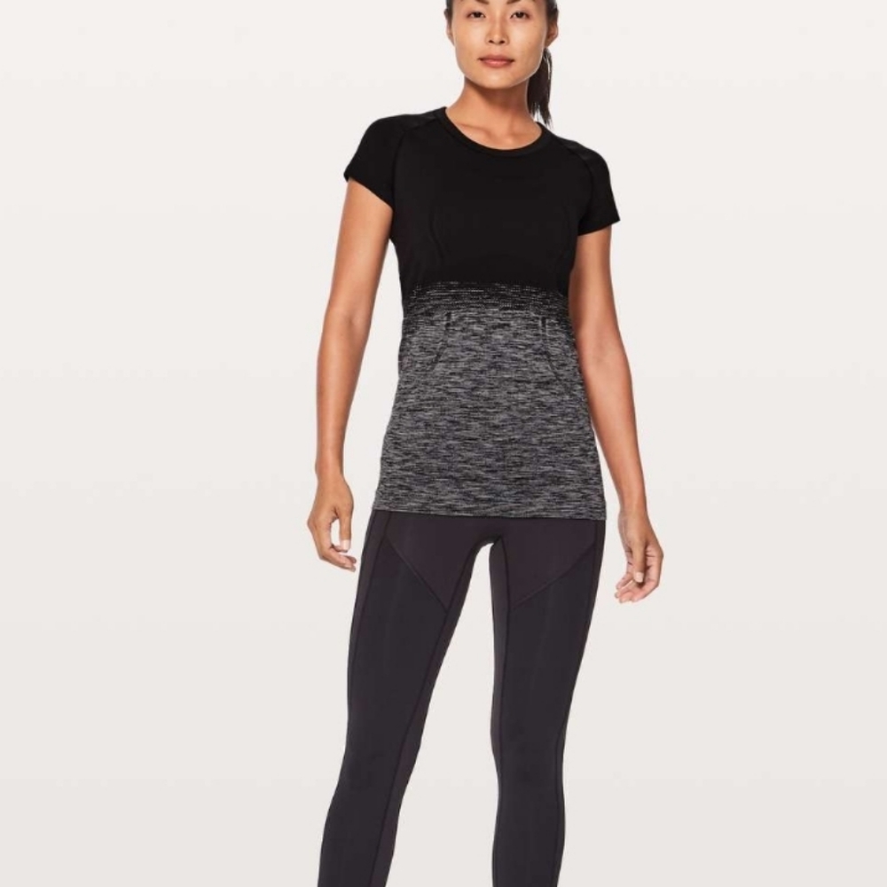 Lululemon Swiftly Tech Short Sleeve Shirt Crew 12 Black Gray EUC